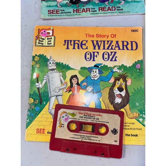 4 Walt Disney's Robin Hood Cinderella Peterpan Bambi Wizard of Oz Books on Tape - Picture 2 of 5